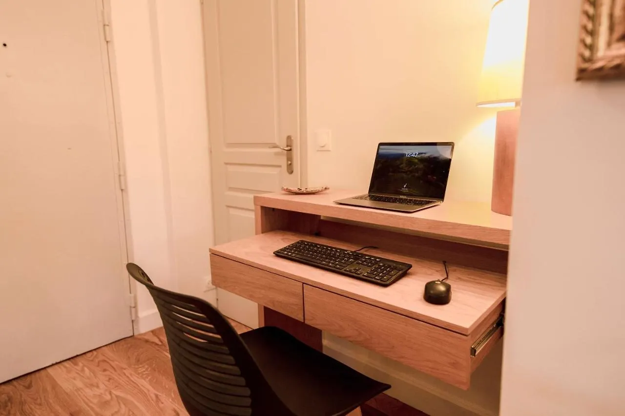 Paris-daumesnil - Grand 2 Pieces 4 Etoiles De Charme Sur Jardin - 61m2, Pour 4p - Large 4 Star Charming 1 Bedroom For 4 With Ac * 파리