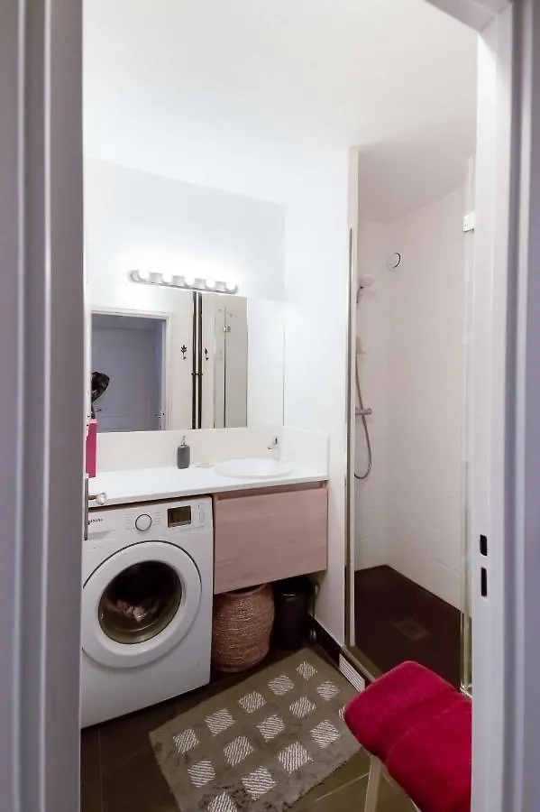 Paris-daumesnil - Grand 2 Pieces 4 Etoiles De Charme Sur Jardin - 61m2, Pour 4p - Large 4 Star Charming 1 Bedroom For 4 With Ac Apartment